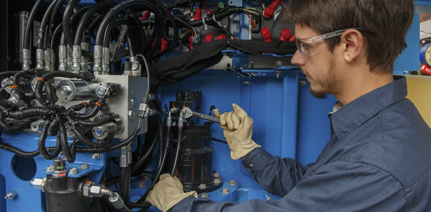 How Machine Data Influences MEWP Maintenance and Service