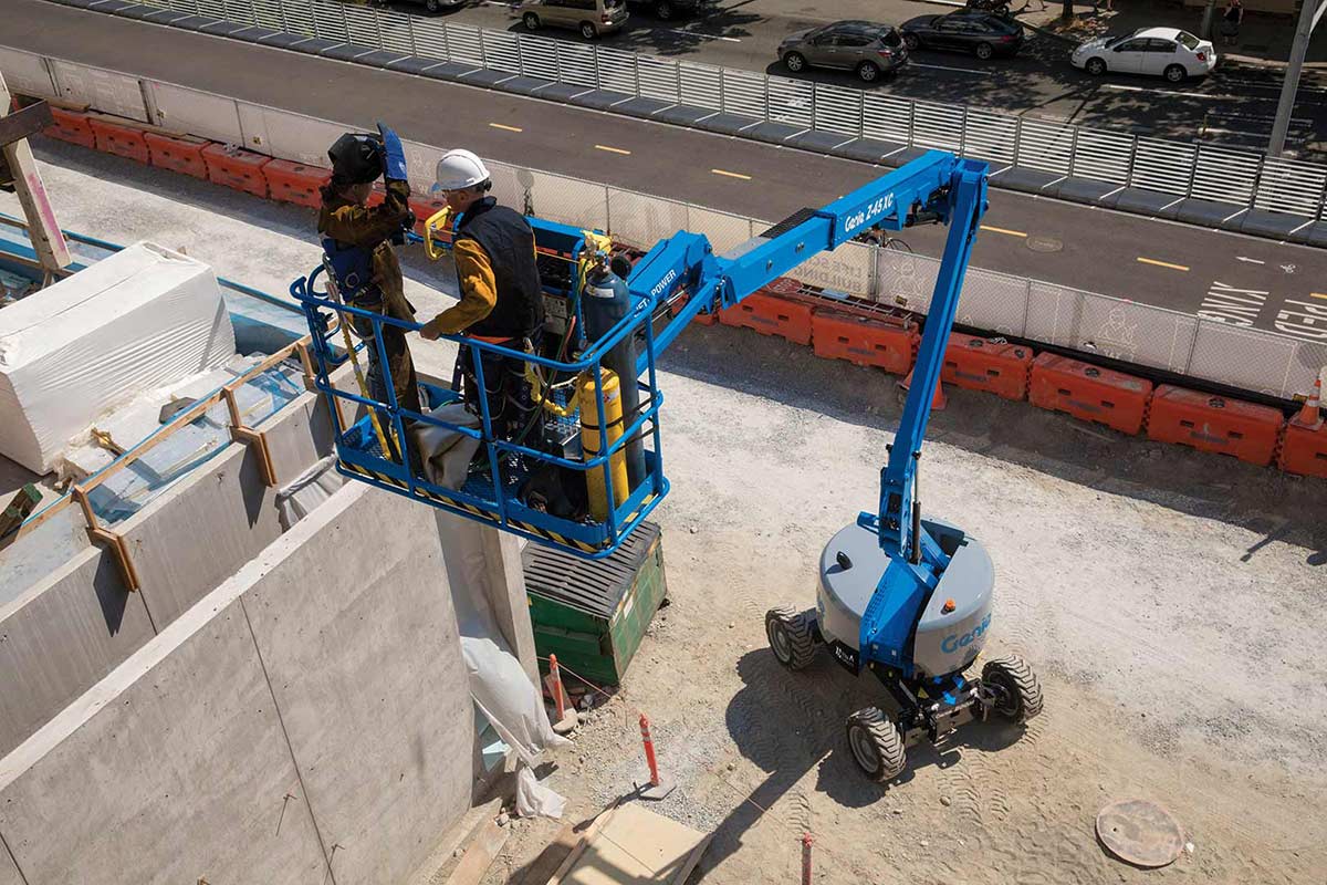 Genie Z-45/25 XC articulating boom lift
